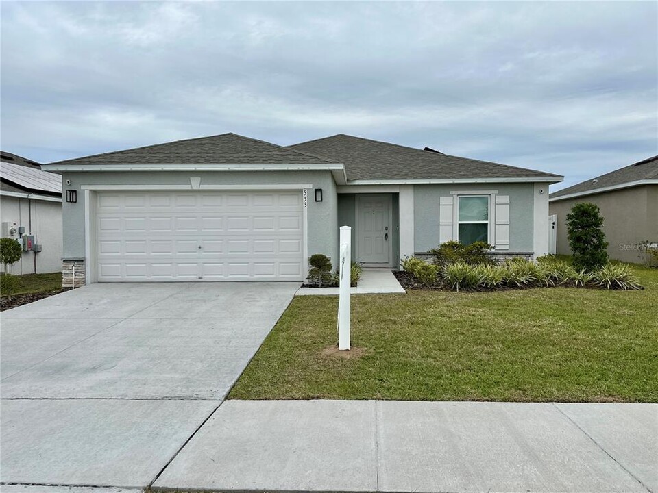 533 Jerry Ln in Haines City, FL - Building Photo