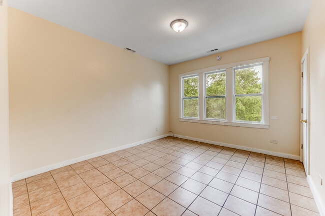 1320 W 50th St in Chicago, IL - Building Photo - Building Photo