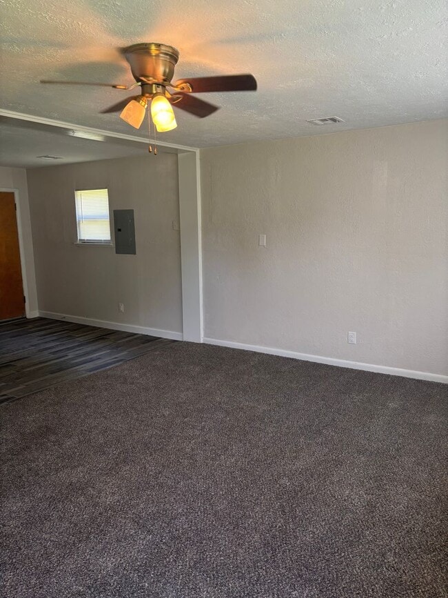 320 S Cook Ave in Norman, OK - Building Photo - Building Photo
