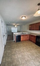7003 Banister Loop in Jacksonville, NC - Building Photo - Building Photo