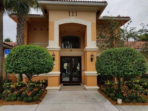 281 SW Palm Dr, Unit 104 in Port St. Lucie, FL - Building Photo - Building Photo