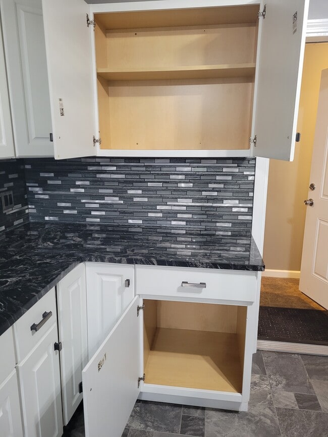 739 Liberty St, Unit 2nd Floor