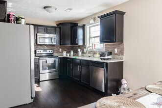 1842 Macarther Way in Clarksville, TN - Building Photo - Building Photo