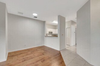 3070 Grandiflora Dr in Greenacres, FL - Building Photo - Building Photo