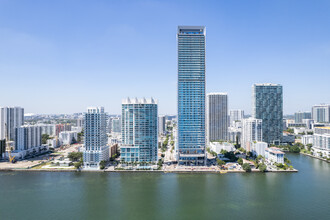 Missoni Baia in Miami, FL - Foto de edificio - Building Photo