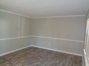 6658 Vaughn Rd in Fayetteville, NC - Building Photo - Building Photo