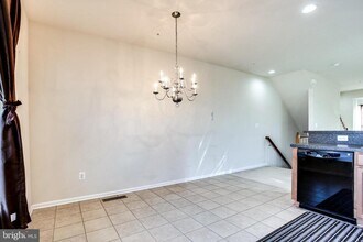 7125 Penny Lane in Elkridge, MD - Building Photo - Building Photo