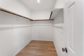 4902 Rue St in Houston, TX - Building Photo - Building Photo