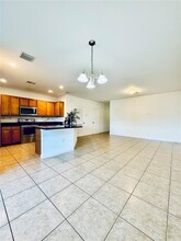 363 NE 194th Ln in Miami, FL - Building Photo - Building Photo