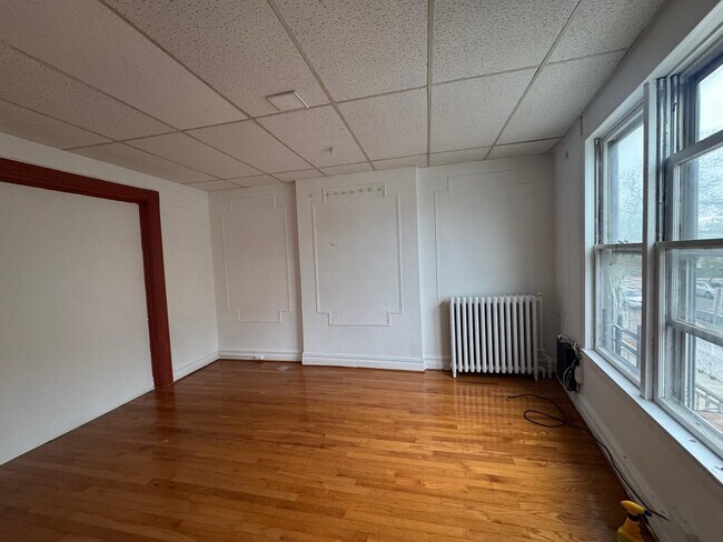 64 Corbin Ave in Jersey City, NJ - Building Photo - Building Photo