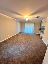 203 Priscilla Dr, Unit Entire Unit in Fort Walton Beach, FL - Building Photo - Building Photo