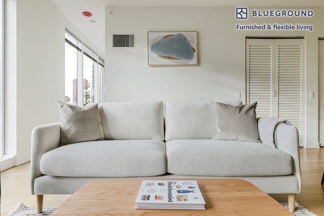 340 E North Water St in Chicago, IL - Building Photo - Building Photo