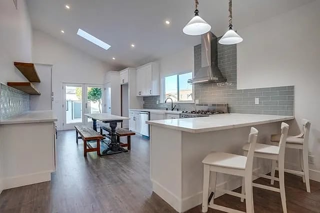 property at 356 W 15th St