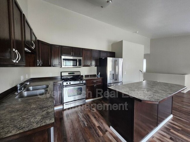 17488 Fire Eagle Way in Anchorage, AK - Building Photo - Building Photo