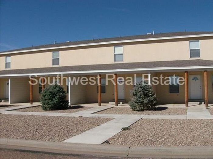 1024 Fairmont Ct in Clovis, NM - Building Photo