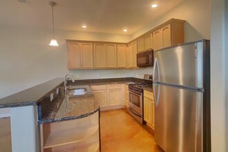 1108 Marcy St in Austin, TX - Foto de edificio - Building Photo