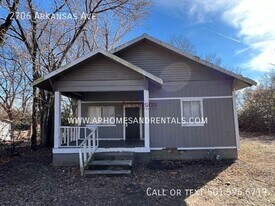 2706 Arkansas Ave in North Little Rock, AR - Building Photo