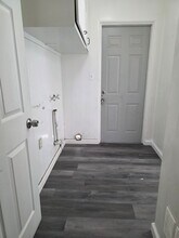 545 W Hedges Ave, Unit 545 in Fresno, CA - Foto de edificio - Building Photo