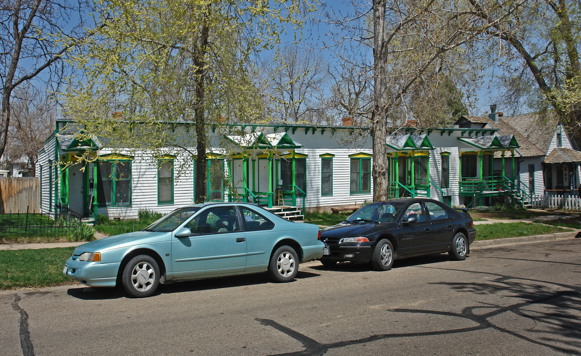 205-207 E Cleveland St in Lafayette, CO - Foto de edificio