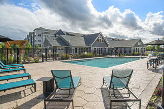 The Westerly at Forge Park in Franklin, MA - Foto de edificio - Building Photo