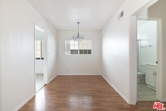 1937 S Bedford St in Los Angeles, CA - Building Photo - Building Photo