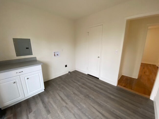 property at 1123-1123 NW Elm Ave