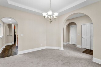 13589 SE 134th Ave in Clackamas, OR - Building Photo - Building Photo