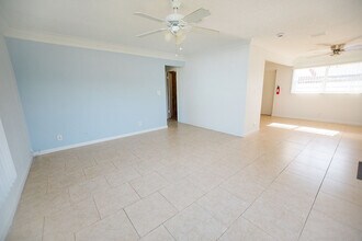 2810 NW 26th St in Fort Lauderdale, FL - Building Photo - Building Photo