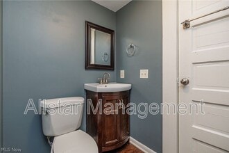 228 Gates Ave in Elyria, OH - Building Photo - Building Photo