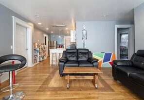 23 E Clinton St in Binghamton, NY - Building Photo