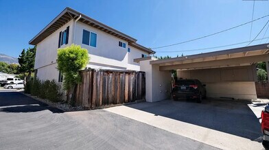 3735 San Remo Dr in Santa Barbara, CA - Foto de edificio - Building Photo