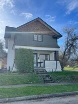 390 W 19th Ave, Unit 390 W. 19th unit 1 in Eugene, OR - Building Photo