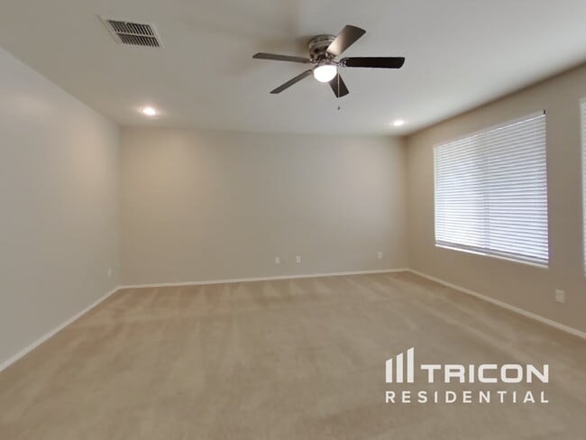 36197 N Vidlak Dr in San Tan Valley, AZ - Building Photo - Building Photo