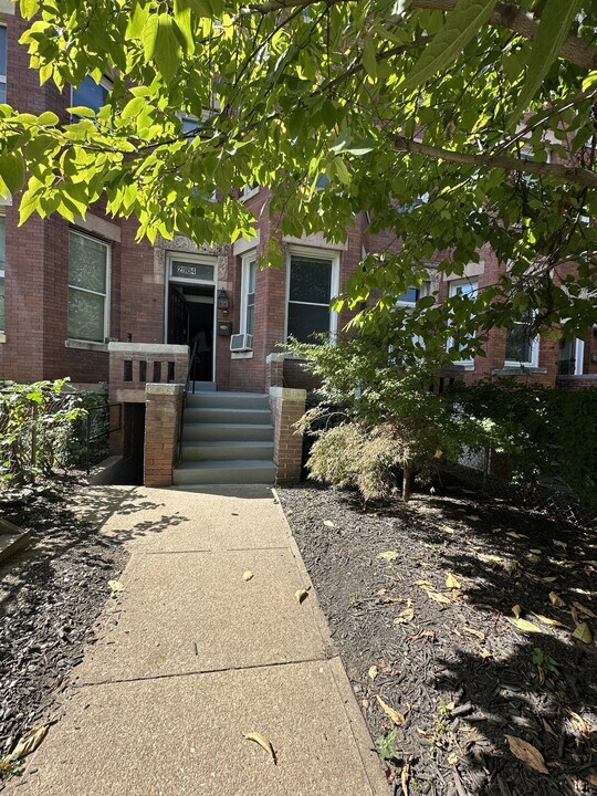 2904 13th St NW in Washington, DC - Building Photo