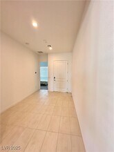 80 Brixton Ave in Henderson, NV - Building Photo - Building Photo