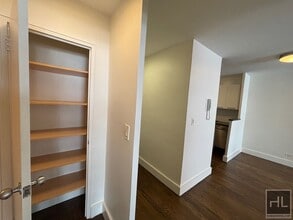EAST 63 STREET in New York, NY - Building Photo - Building Photo