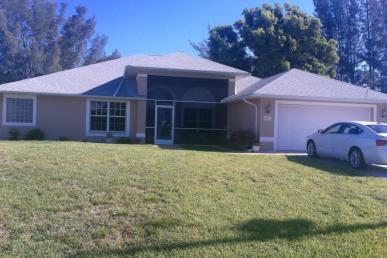 901 SW 13th St in Cape Coral, FL - Foto de edificio