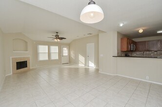 10302 Deer Lodge Ct in Missouri City, TX - Building Photo - Building Photo