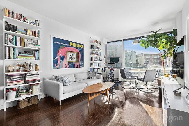 property at 425 E 13th St