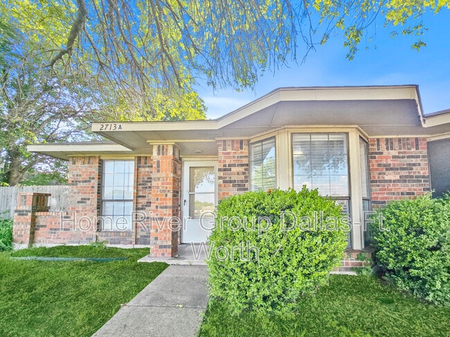 property at 2713 Stanford St