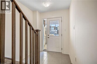 5 Greig St in Brantford, ON - Building Photo - Building Photo