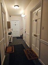 342 N Oakhurst Dr in Beverly Hills, CA - Foto de edificio - Building Photo