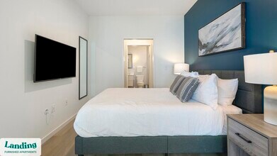 311 W Corporation St, Unit 3-213 in Durham, NC - Building Photo - Building Photo