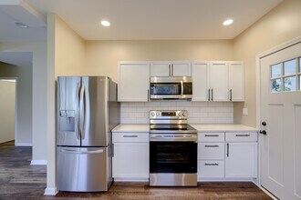1517 Z St in Omaha, NE - Foto de edificio - Building Photo