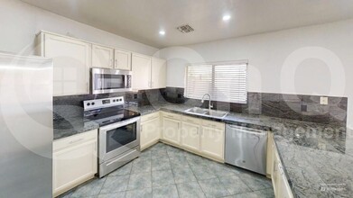 11176 N 88th Pl in Scottsdale, AZ - Building Photo - Building Photo