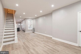5005 Hawthorne St in Philadelphia, PA - Building Photo - Building Photo