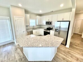 5398 Kaitlyn Dr E in Walls, MS - Building Photo - Building Photo