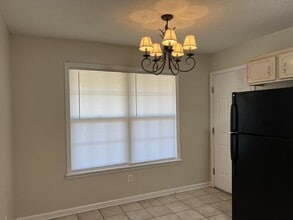 145 Caleb White Blvd in Hinesville, GA - Building Photo - Building Photo