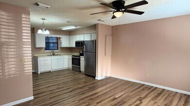 124 Tapique Cir in St. Marys, GA - Building Photo - Building Photo