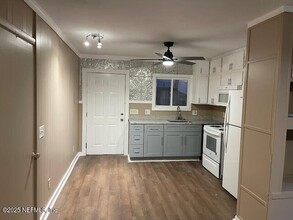 1889 Oak Dr-Unit -B in Fernandina Beach, FL - Building Photo - Building Photo
